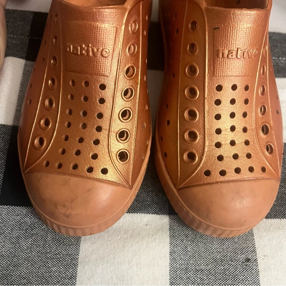 Native Jefferson Toddler Girls Slip On Shoes Size 10 - Picture 8 of 8